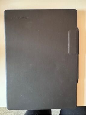 reMarkable paper pro with leather folio and pen